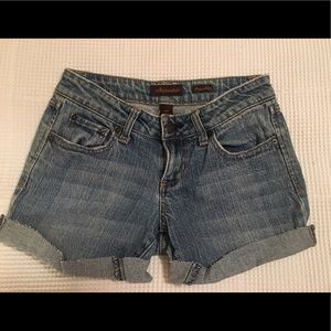 Aeropostale Denim cut and cuffed Shorts